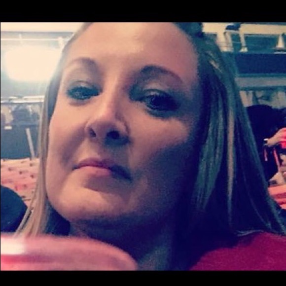 Meet your Posher, Kelly - Picture 1 of 1